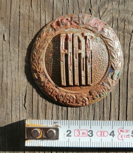 Oldtimer front emblem - front,